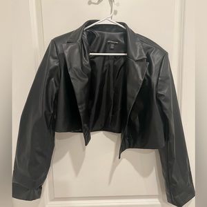 Cropped leather jacket